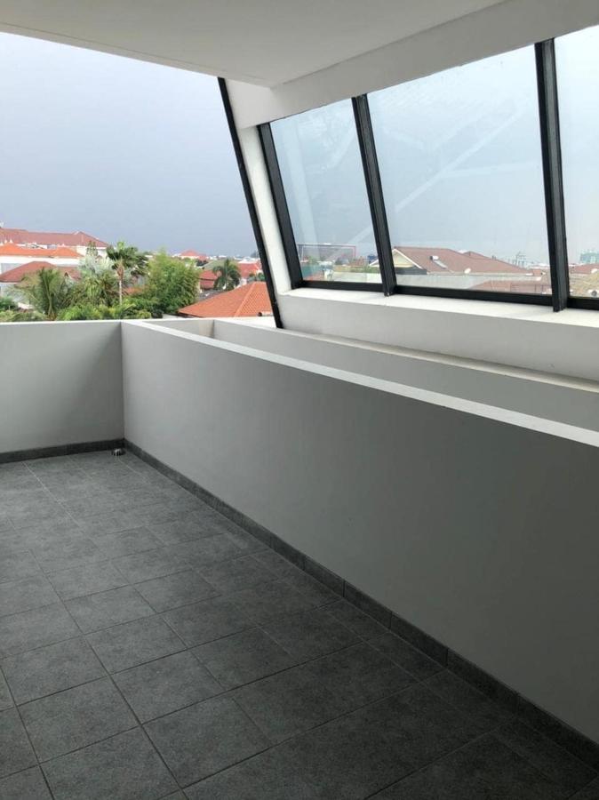 Oyo Life 92770 Cozy Puri 22 Hotel Jacarta Exterior foto