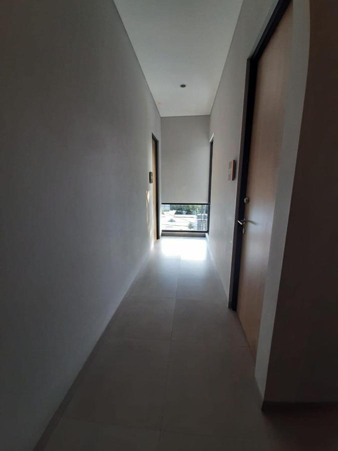 Oyo Life 92770 Cozy Puri 22 Hotel Jacarta Exterior foto